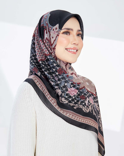 Percha in Kencana Black