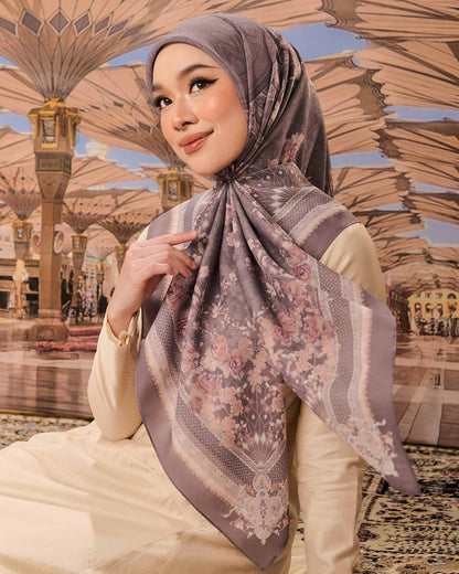 Zayra in Miya