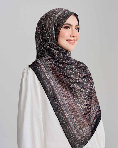 Arabesque in Mystic Cotton Shawl