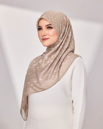 Laura in Neutral Beige