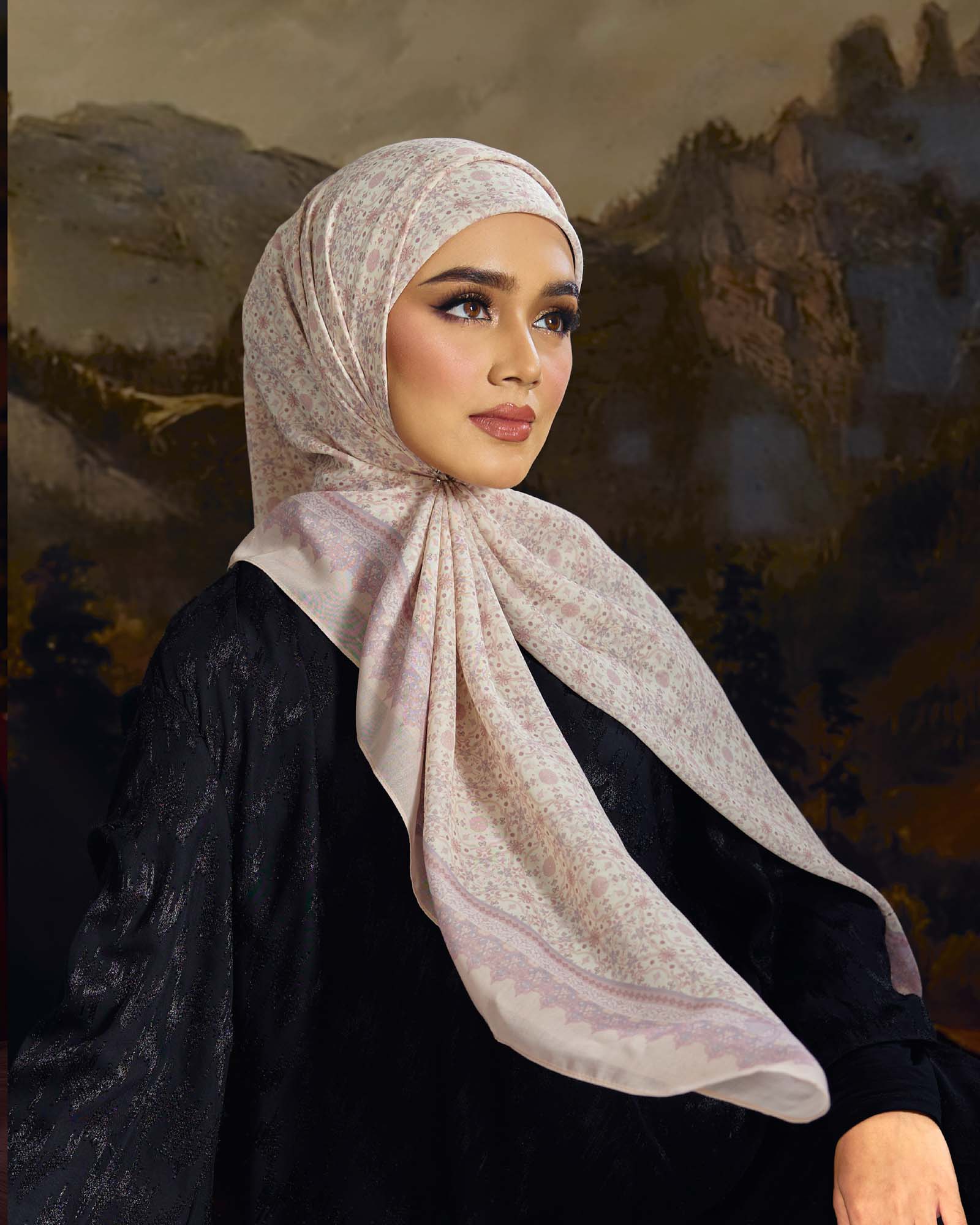Maryam in Neutral