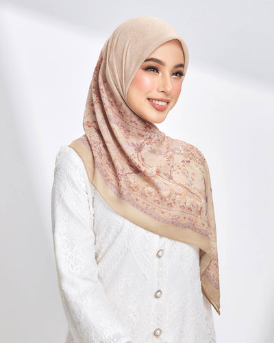 Enchanted in Oatmeal