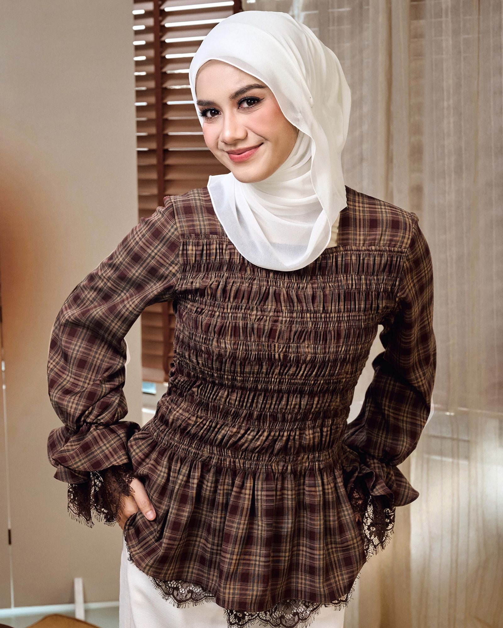 Odilia Top in Plum
