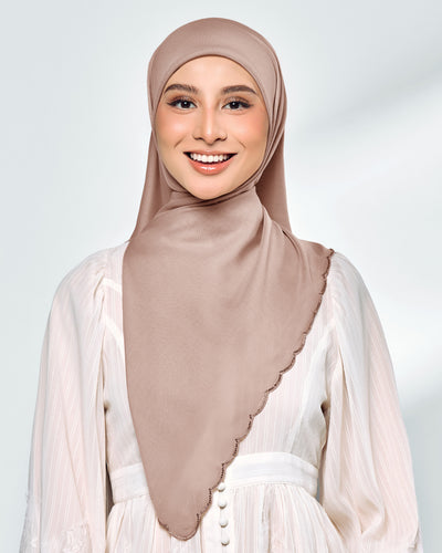 SALOMA SQUARE