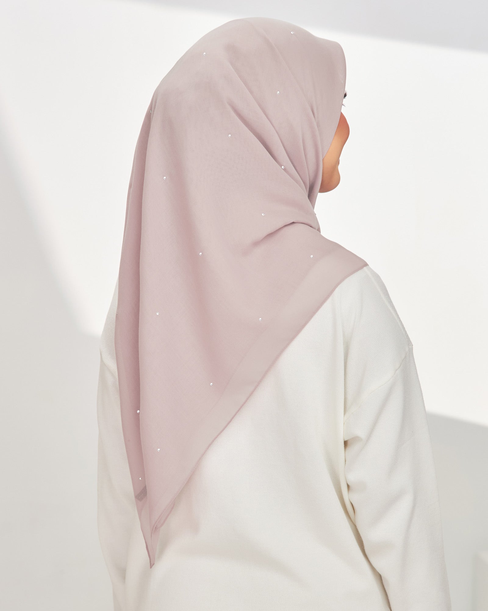 Aurora in Pale Mauve
