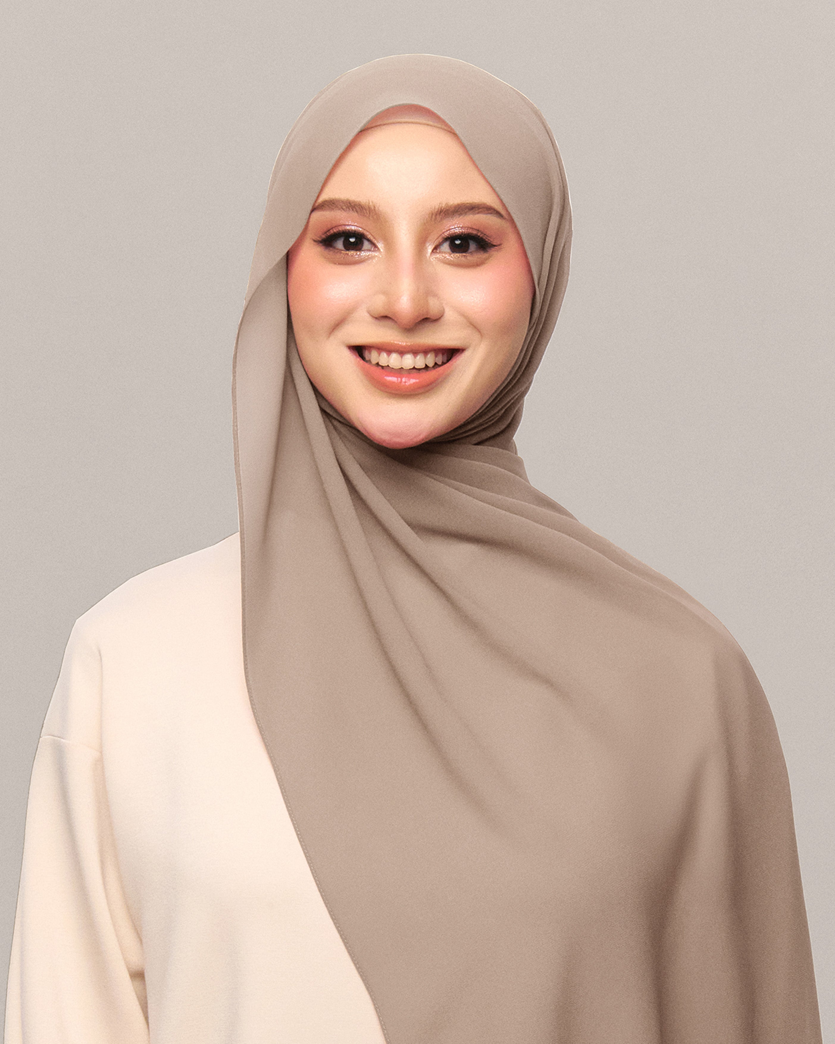 Safiyya Pearl Chiffon Shawl