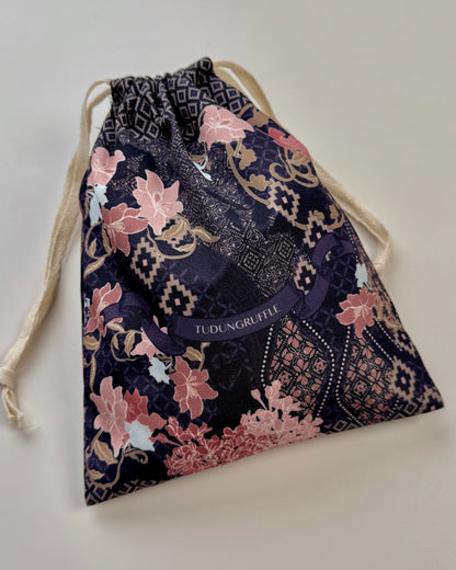 Serumpun in Gaharu Cotton Shawl