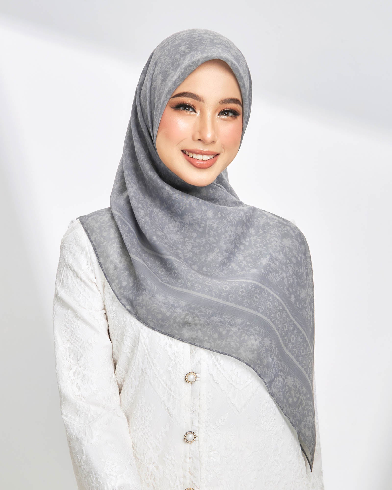 Mahsuri in Puspita Jeans