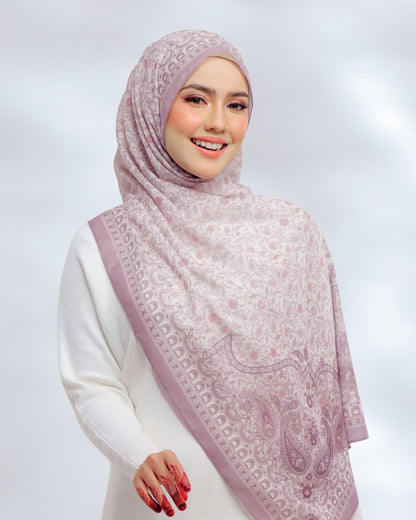 Mohabbatein in Kiran Orchid Cotton Shawl