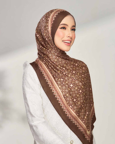 Maryam in Devote Satin Shawl