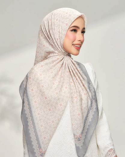 Maryam in Charming