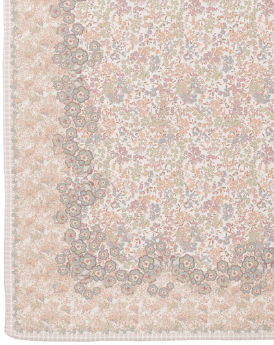 Bloomie in Snowie Lace
