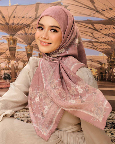 Zayra in Suha