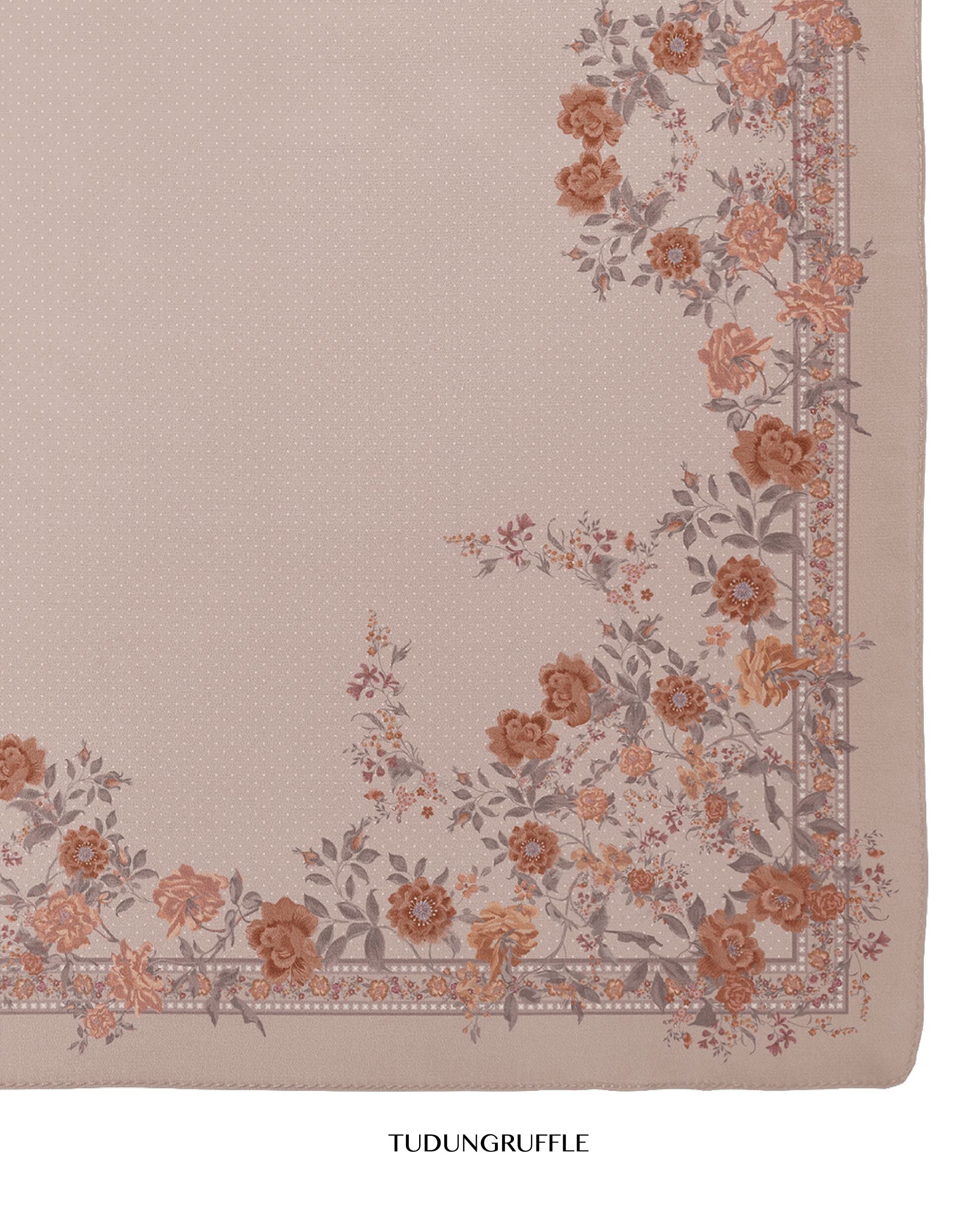 Kebaya in Suri Rose Dust