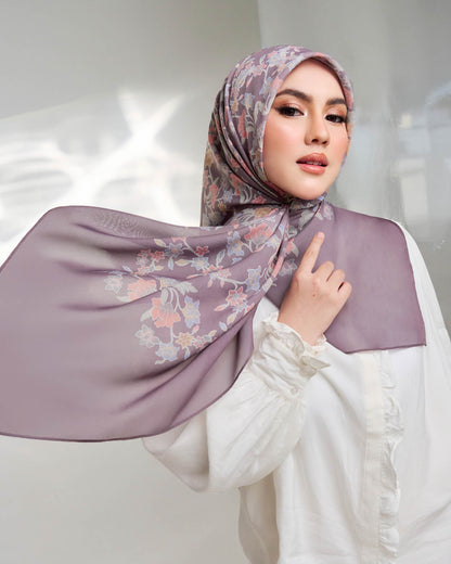 Gemala in Sari