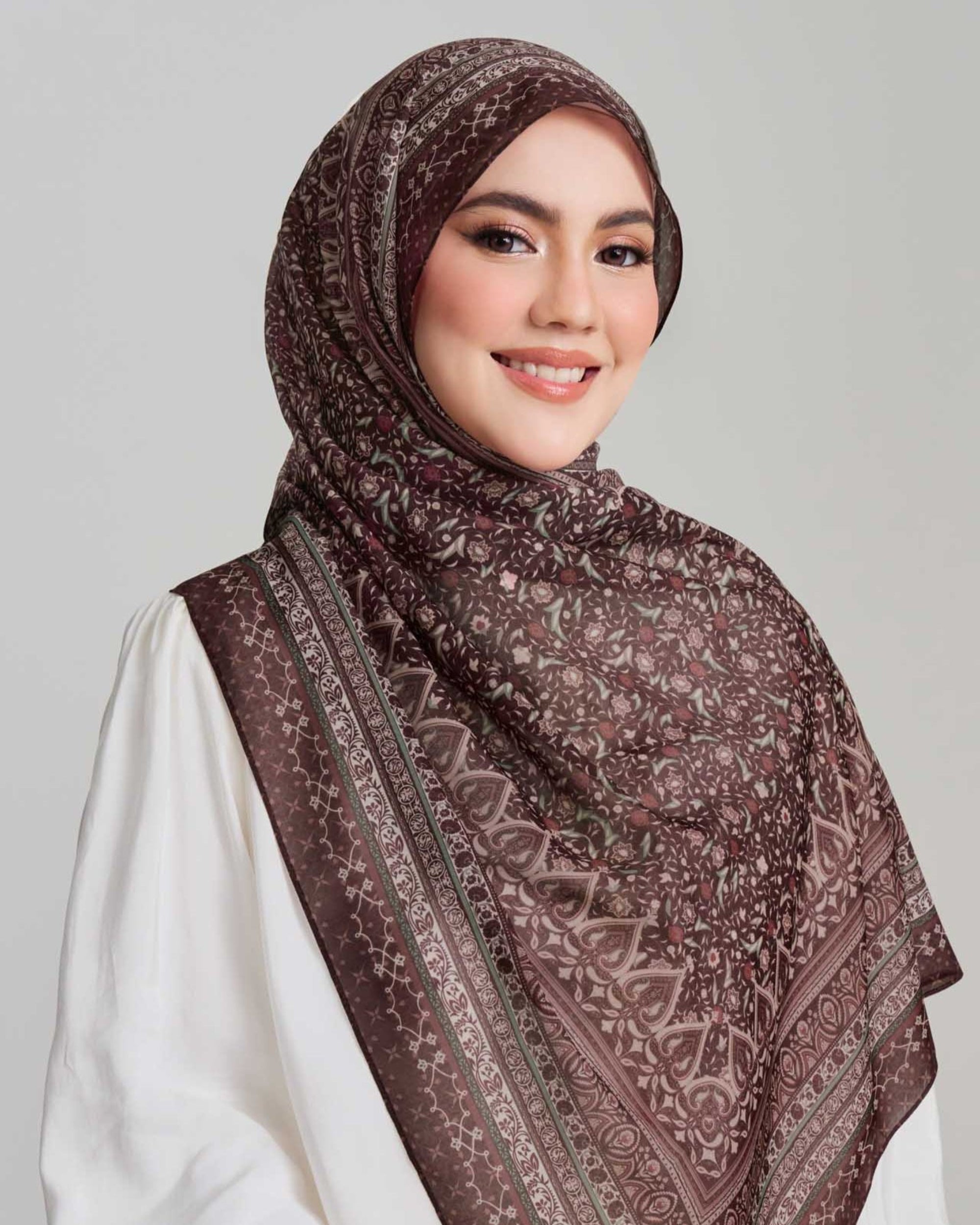 Arabesque in Tasneem Satin Shawl