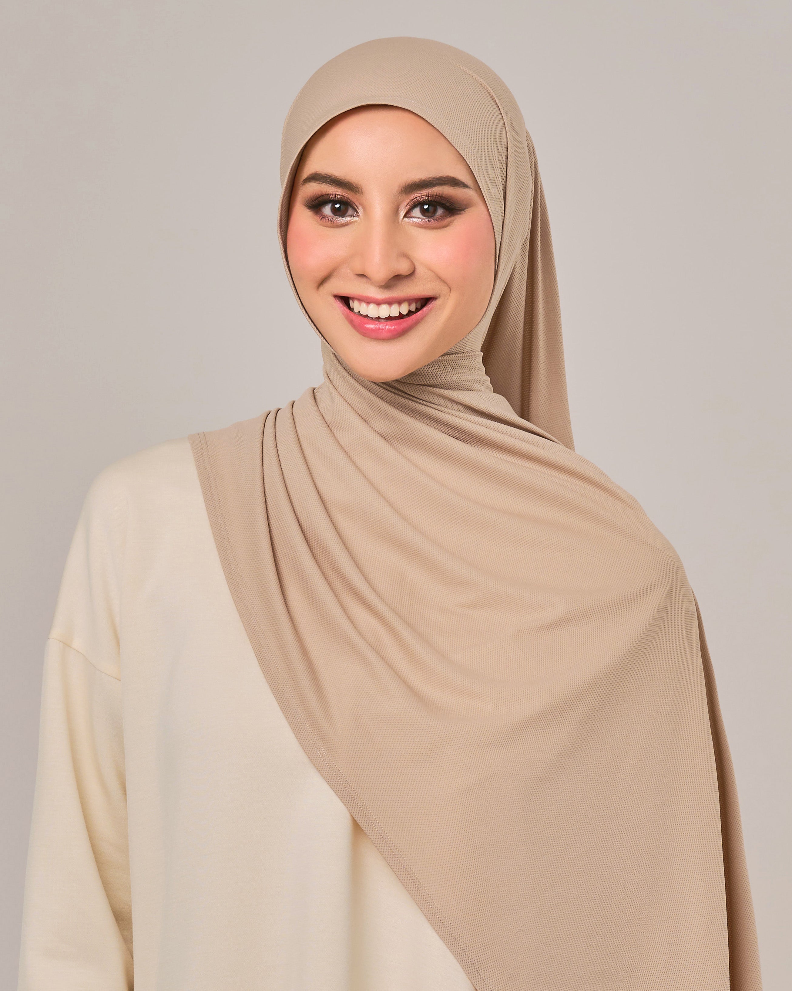 Active Wear - Sport Shawl