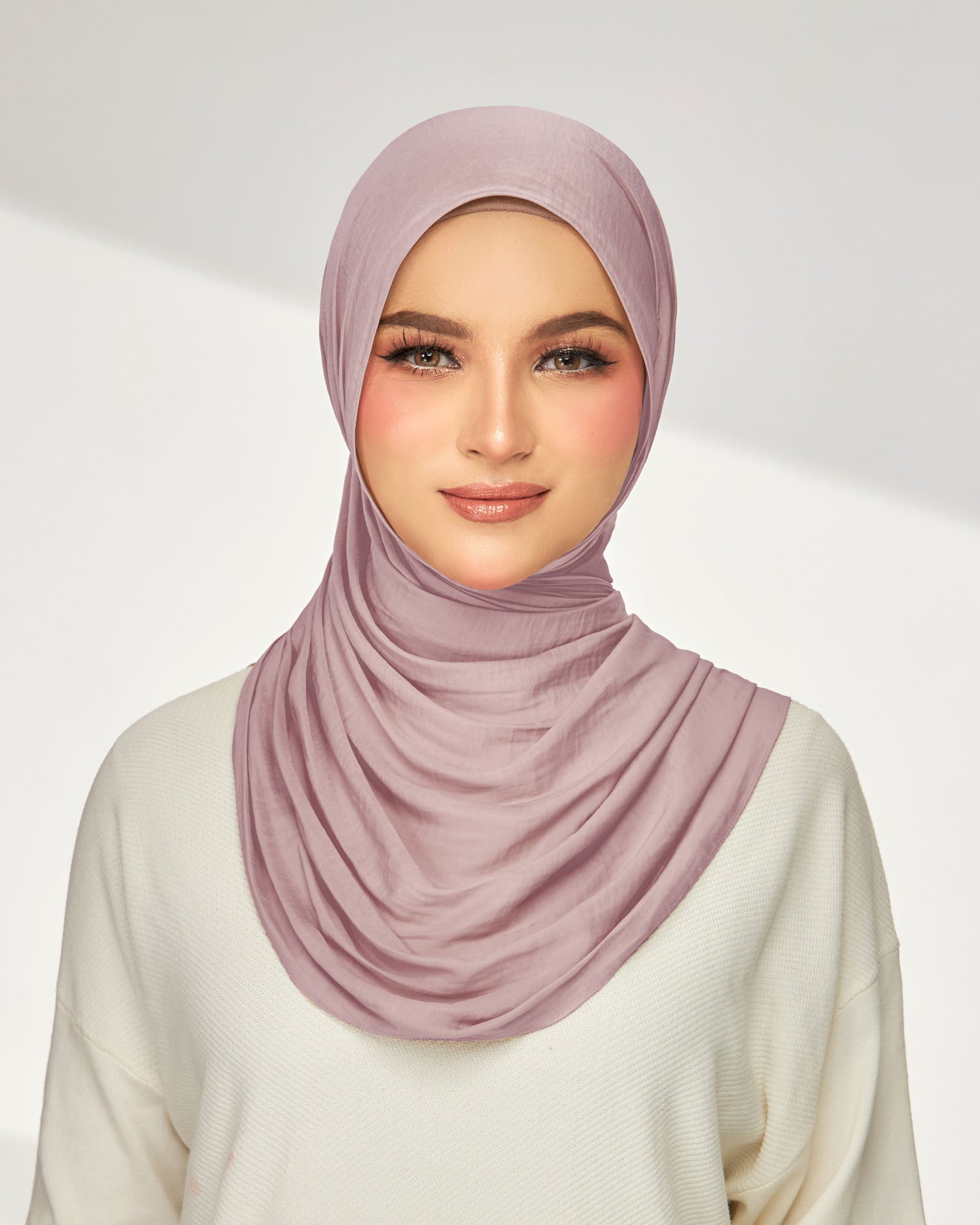 Inara in Tofee