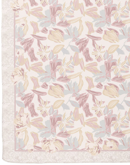 Poppy in Cosmic Cream
