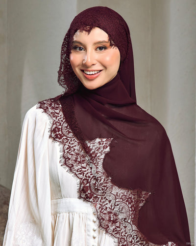 LARISSA SHAWL