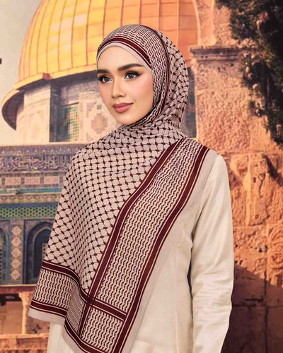 Kaffiyeh in Wood Shawl