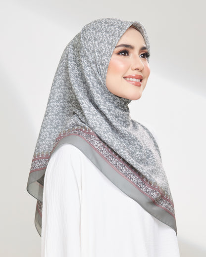Sarong Bawal in Akik